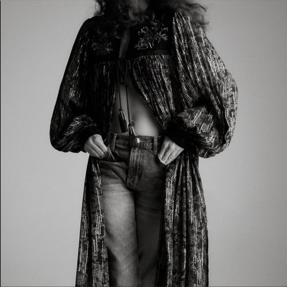 Zara black and gold kimono - Picture 2 of 4
